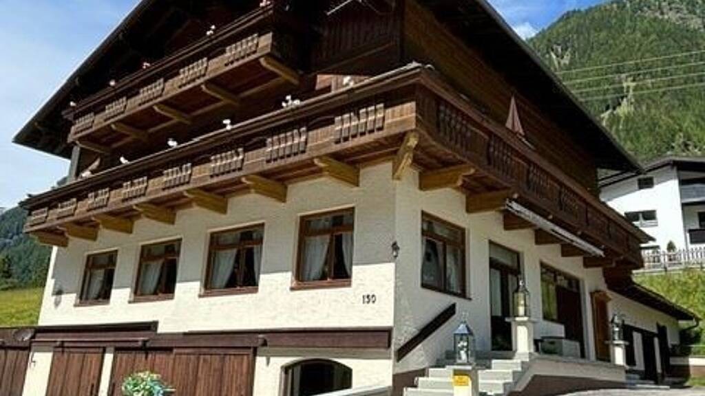 Haus zum Kauf als Kapitalanlage geeignet 670.000 € 10 Zimmer 570 m² 874 m² Grundstück Eggenstall 150 St. Leonhard im Pitztal 6481