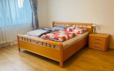 WG-Zimmer zur Miete Wohnen auf Zeit 690 € 24 m² frei ab 16.08.2025 Schießhausstrasse 0 Plieningen Stuttgart-Plieningen 70599