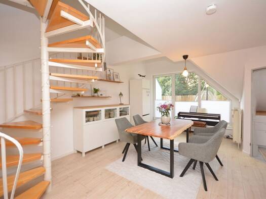 Wohnung zur Miete 615 € 2 Zimmer 61,5 m² 3. Geschoss frei ab 01.10.2026 Oberlar Troisdorf 53842