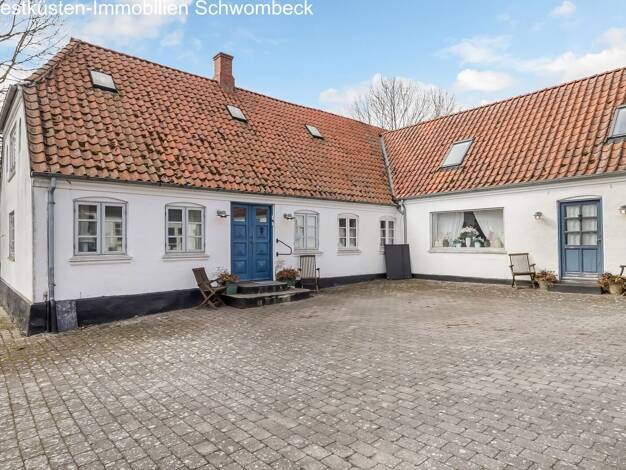 Einfamilienhaus zum Kauf 311.000 € 9 Zimmer 361 m² 1.460 m² Grundstück Ærø Municipality 5970
