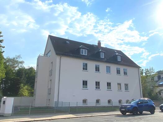 Mehrfamilienhaus zum Kauf provisionsfrei als Kapitalanlage geeignet 1.360.000 € 25 Zimmer 550 m² 990 m² Grundstück Fritz-Reuter Straße 1 Haselbrunn Plauen 08525