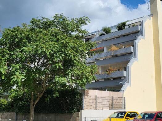 Wohnung zur Miete 1.120 € 3 Zimmer 95 m² Geschoss 2/3 frei ab 01.12.2026 Innenstadt Erlangen 91052