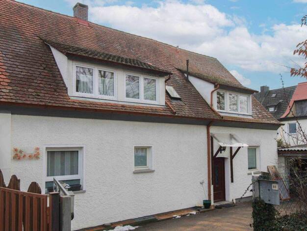 Mehrfamilienhaus zum Kauf als Kapitalanlage geeignet 548.000 € 7 Zimmer 165 m² 650 m² Grundstück Unterfarrnbach Fürth 90766