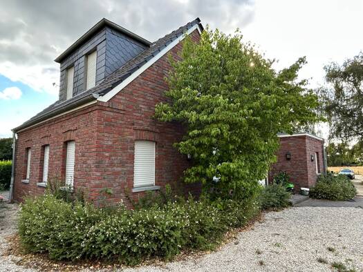 Einfamilienhaus zur Miete 1.200 € 4 Zimmer 124 m² 1.000 m² Grundstück Nieukerk Kerken 47647
