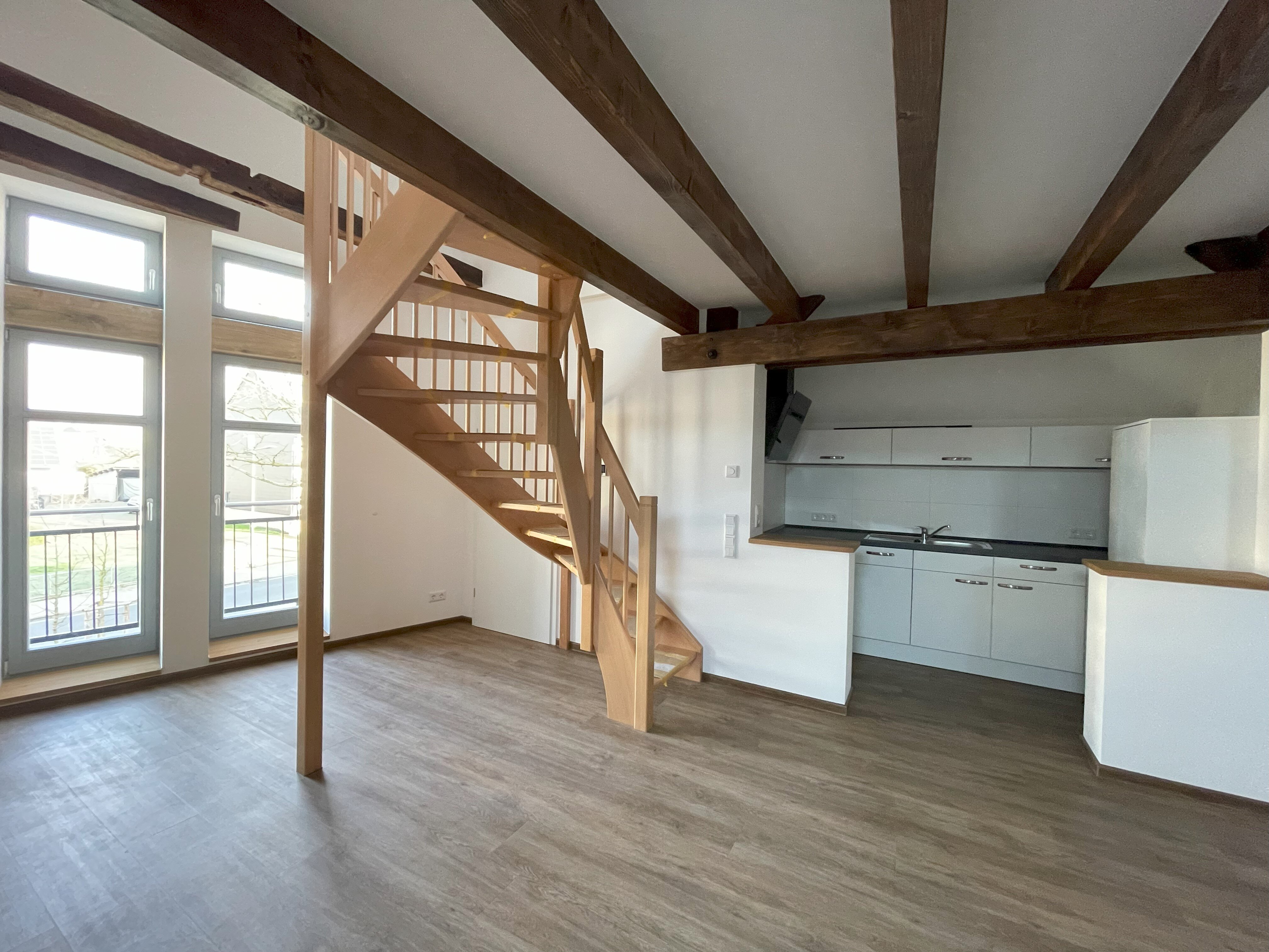 Loft zur Miete 828 € 1 Zimmer 69 m²<br/>Wohnfläche 1.<br/>Geschoss ab sofort<br/>Verfügbarkeit Wohnstadt Waldau Kassel 34123