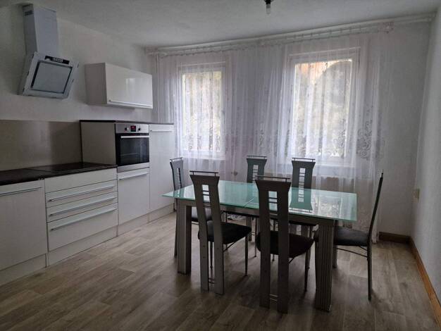 Reihenendhaus zum Kauf 75.000 € 10 Zimmer 170 m² 257 m² Grundstück Greiz 07973