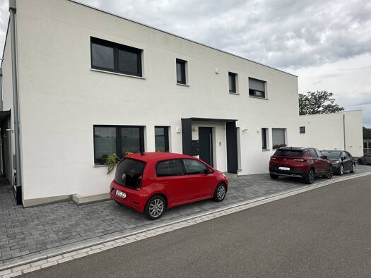 Wohnung zur Miete 1.620 € 4,5 Zimmer 121,8 m² Geschoss 1/2 frei ab 01.01.2027 Hegaustraße Steißlingen 78256