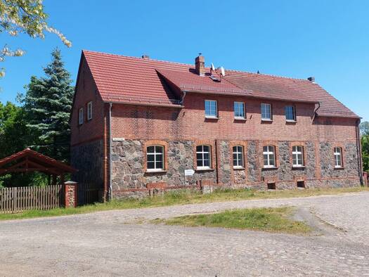 Haus zum Kauf 286.000 € 6 Zimmer 160 m² 1.244 m² Grundstück frei ab sofort Jahnsfelde Müncheberg 15374