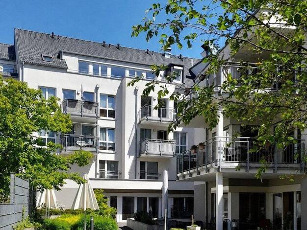 Wohnung zum Kauf provisionsfrei 336.000 € 1 Zimmer 104,8 m² 1. Geschoss Regensburger Straße 59 St Peter Weiterer Innenstadtgürtel Süd 90478