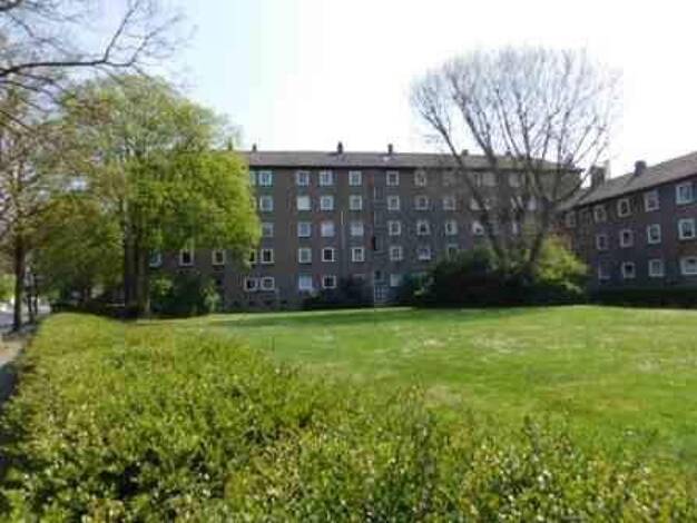 Wohnung zur Miete 315 € 2 Zimmer 45,6 m² 4. Geschoss frei ab 21.01.2026 Heerstr. 302 Dellviertel Duisburg 47053