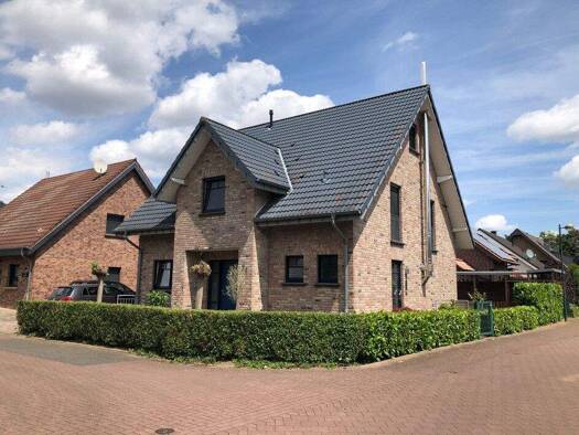 Einfamilienhaus zum Kauf 570.000 € 7 Zimmer 250 m² 422 m² Grundstück Nieukerk Kerken 47647