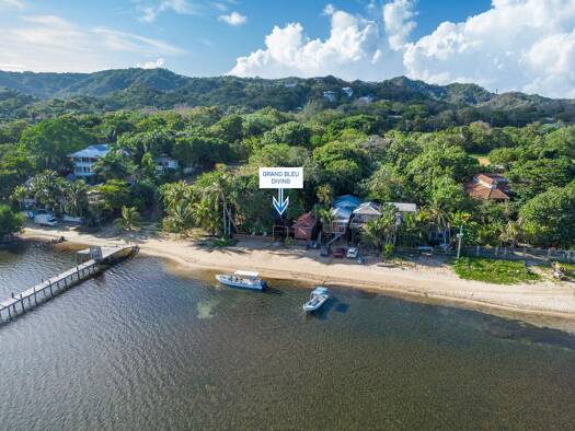 Hotel zum Kauf 2.078.198 € 10 Zimmer 8CCC+PC  Sandy Bay  Bay Islands  Honduras Sandy Bay