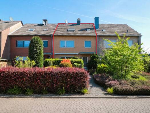 Reihenmittelhaus zum Kauf 399.000 € 7 Zimmer 126,7 m² 271 m² Grundstück Delhoven Dormagen / Delhoven 41540