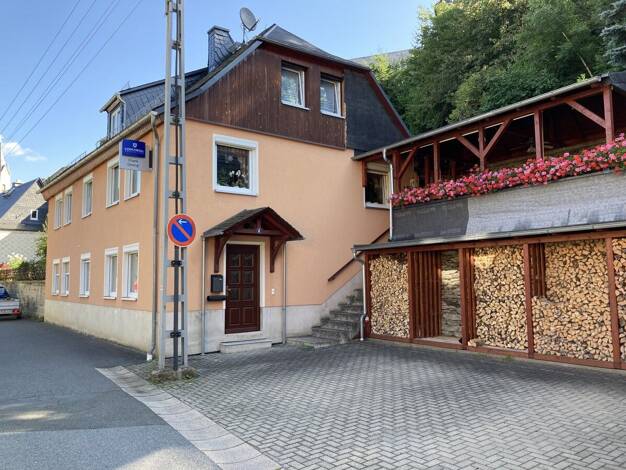 Einfamilienhaus zum Kauf 220.000 € 197 m² 1.098 m² Grundstück Lobenstein Bad Lobenstein 07356