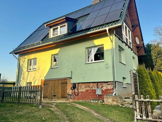 Einfamilienhaus zum Kauf 315.000 € 5,5 Zimmer 150 m² 584 m² Grundstück Meerane 08393