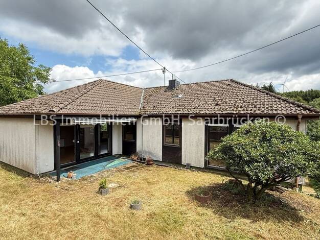 Bungalow zum Kauf 149.000 € 6 Zimmer 200 m² 865 m² Grundstück frei ab sofort Gusenburg 54413
