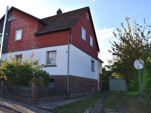 Doppelhaushälfte zum Kauf 75.000 € 6 Zimmer 125 m² 730 m² Grundstück Grünenplan Delligsen 31073
