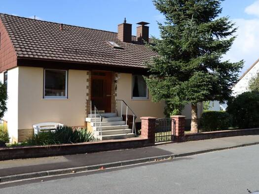 Einfamilienhaus zum Kauf provisionsfrei 389.000 € 12 Zimmer 170,5 m² 710 m² Grundstück Oberkaufungen Kaufungen 34260