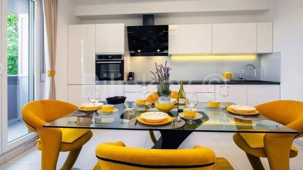 Wohnung zur Miete 950 € 4 Zimmer 90 m² 2. Geschoss Manus - Bol - Gripe