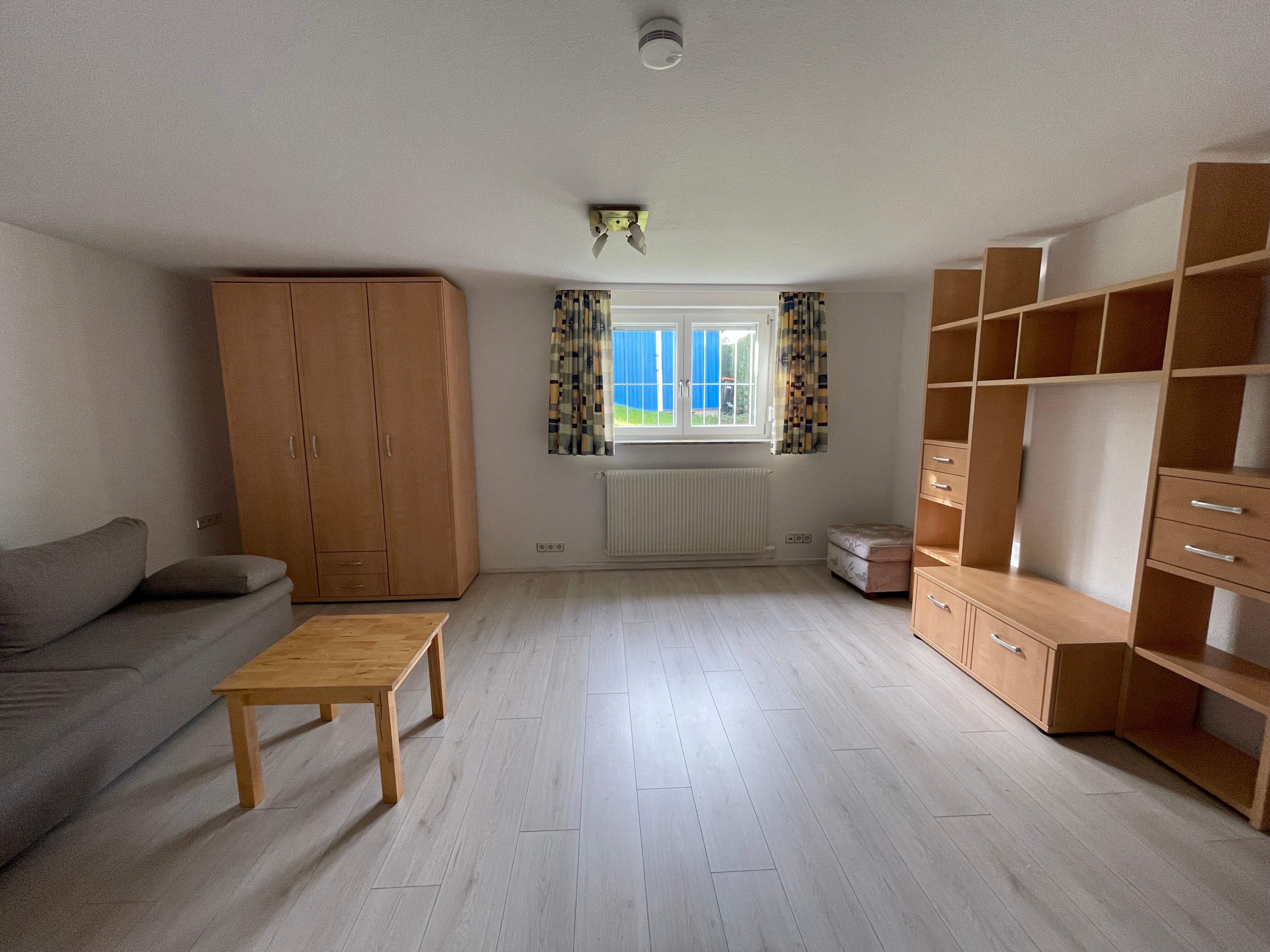 Studio zur Miete 300 € 1 Zimmer 35 m²<br/>Wohnfläche UG<br/>Geschoss ab sofort<br/>Verfügbarkeit Sulgen Schramberg 78713