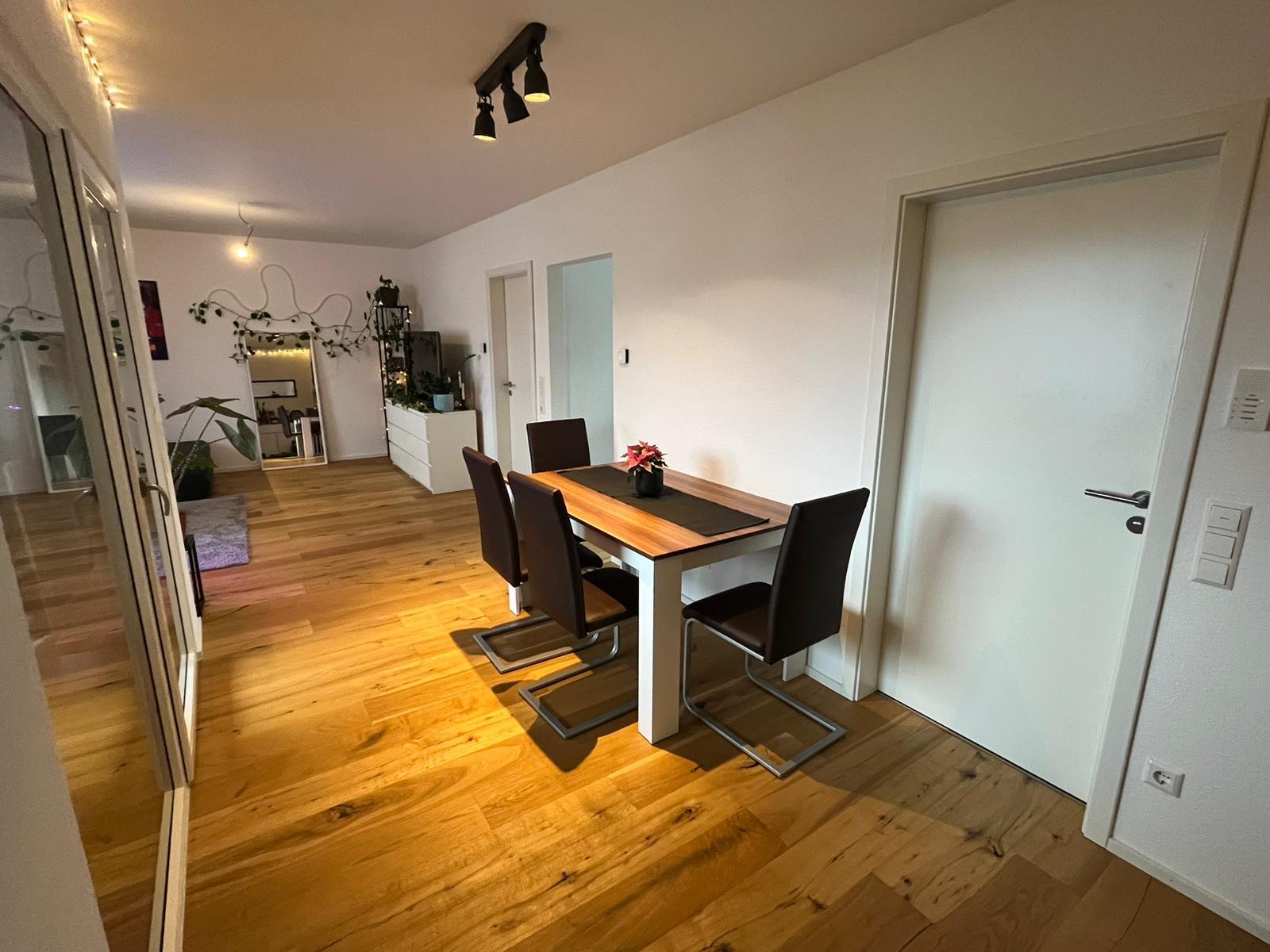 Wohnung zur Miete 635 € 2 Zimmer 56 m²<br/>Wohnfläche 2.<br/>Geschoss 01.04.2025<br/>Verfügbarkeit Knittlingen Knittlingen 75438