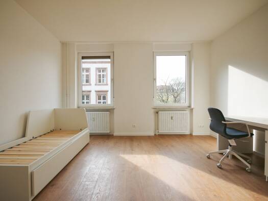 Studio zur Miete 375 € 1 Zimmer 25,6 m² 2. Geschoss K4 17 Quadrate Innenstadt / Jungbusch 68159