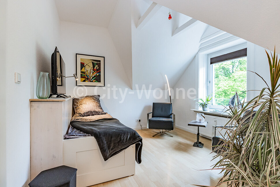 Wohnung zur Miete Wohnen auf Zeit 1.150 € 1 Zimmer 21 m²<br/>Wohnfläche 15.01.2025<br/>Verfügbarkeit Wellingsbütteler Landstraße Ohlsdorf Hamburg 22337