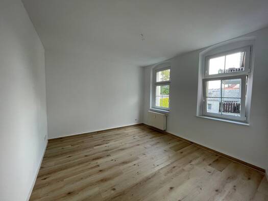 Wohnung zur Miete 350 € 2 Zimmer 56,4 m² 1. Geschoss frei ab sofort Waldheimer Straße 44 Döbeln 04720