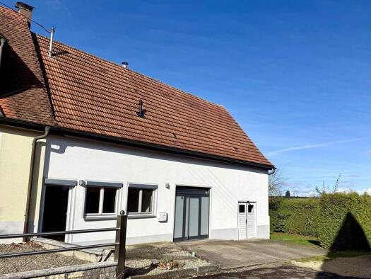 Einfamilienhaus zum Kauf 330.000 € 4 Zimmer 160 m² 746 m² Grundstück Heuchlingen Gerstetten / Heuchlingen 89547