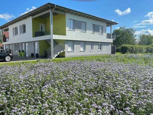 Wohnung zur Miete 1.200 € 4 Zimmer 106 m² Geschoss 1/1 frei ab 01.01.2027 Walschleben 99189