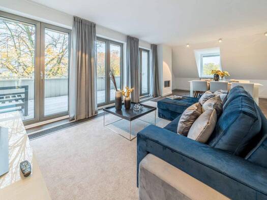 Wohnung zur Miete Wohnen auf Zeit 3.150 € 2,5 Zimmer 102 m² frei ab sofort Bockenheim Frankfurt am Main 60487