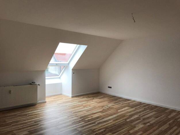 Wohnung zur Miete 850 € 2,5 Zimmer 80 m² 2. Geschoss frei ab 01.04.2026 Ober-Roden Rödermark 63322