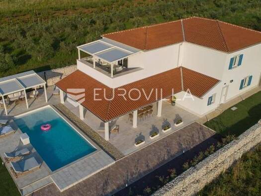 Haus zum Kauf 1.750.000 € 4 Zimmer 320 m² Barban Barban