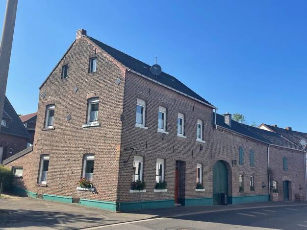 Einfamilienhaus zum Kauf 299.000 € 7 Zimmer 131 m² 500 m² Grundstück Heinsberg 52525