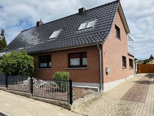 Doppelhaushälfte zum Kauf 369.000 € 8 Zimmer 183 m² 1.027 m² Grundstück Sassnitz 18546