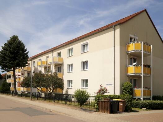 Wohnung zur Miete 354 € 3 Zimmer 59 m² EG frei ab sofort Th.-Müntzer Str. 36 Mücheln 06249