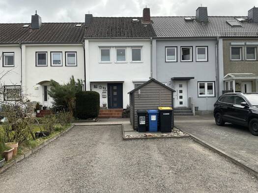 Reihenmittelhaus zum Kauf 285.000 € 5 Zimmer 71 m² 213 m² Grundstück frei ab sofort Elmshorn 25336