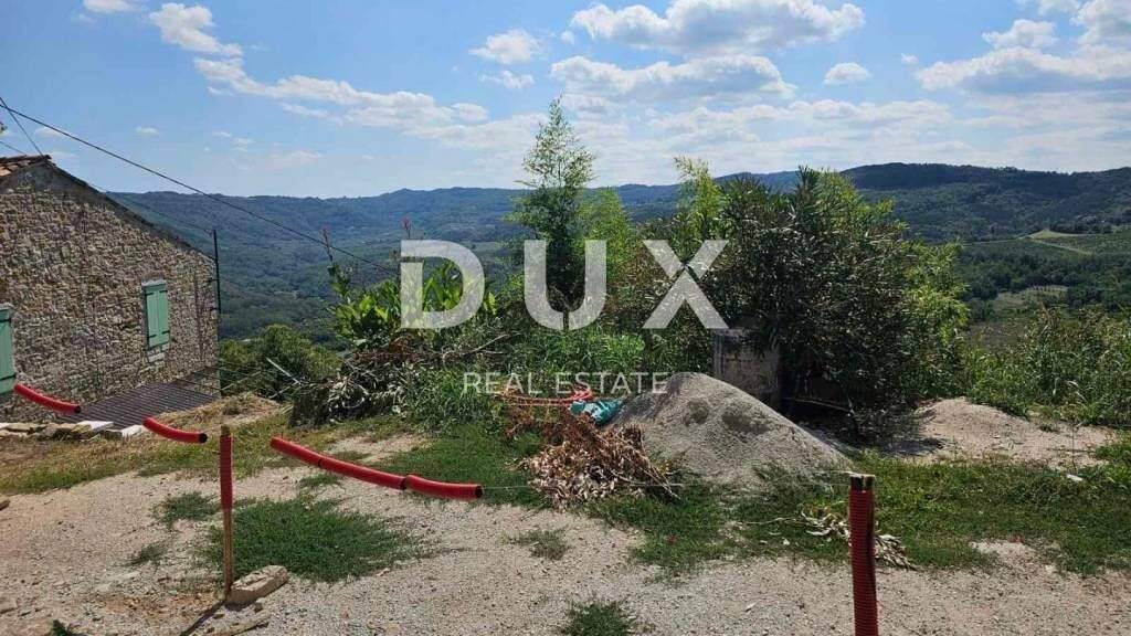 Land-/Forstwirtschaft zum Kauf 99.990 € Motovun