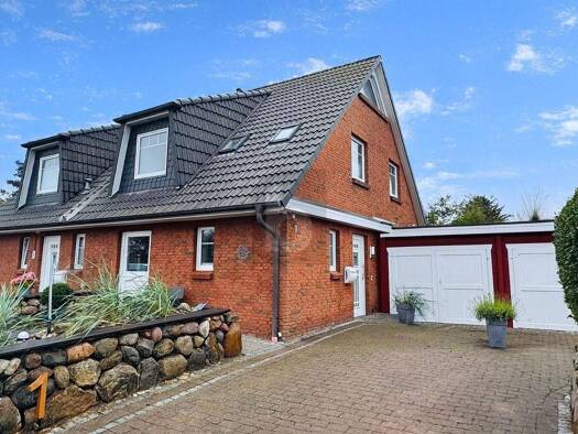 Doppelhaushälfte zum Kauf 1.490.000 € 6 Zimmer 125 m² 370 m² Grundstück Westerland Sylt-Ost 25980