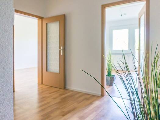 Wohnung zur Miete 327 € 2 Zimmer 60,7 m² 2. Geschoss Scheffelstr. 12 Helbersdorf Chemnitz 09120