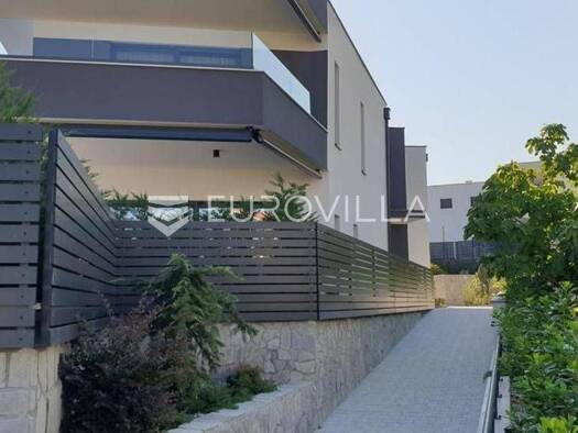 Haus zum Kauf 1.150.000 € 3 Zimmer 180 m² Zidarici Malinska 51511