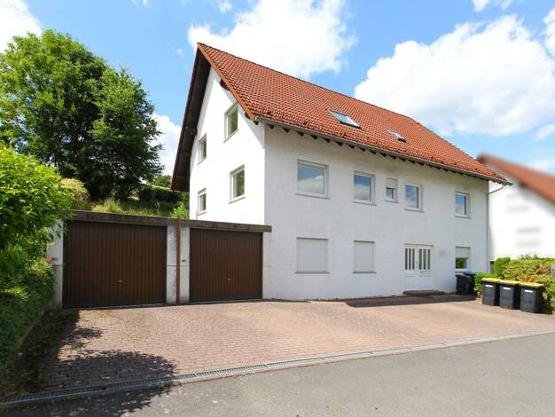 Mehrfamilienhaus zum Kauf 380.000 € 10 Zimmer 235 m² 697 m² Grundstück Bad Hersfeld Bad Hersfeld 36251