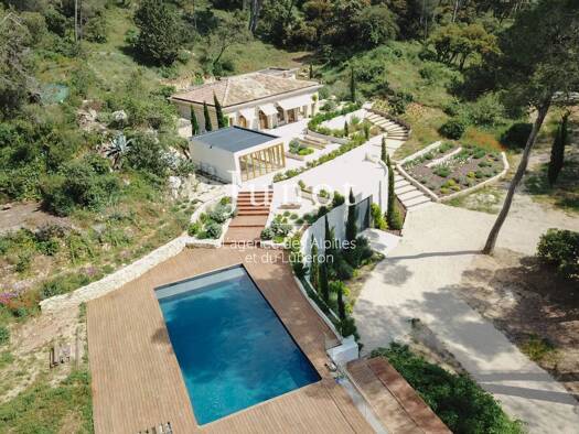 Haus zum Kauf 3.600.000 € 298 m² 32.300 m² Grundstück Partie Nord Est Saint-Rémy-de-Provence 13210