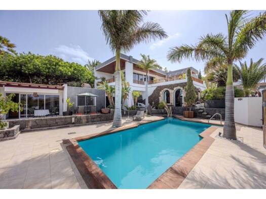 Villa zum Kauf 1.299.000 € 5 Zimmer 324 m² 1.100 m² Grundstück Yaiza 35570