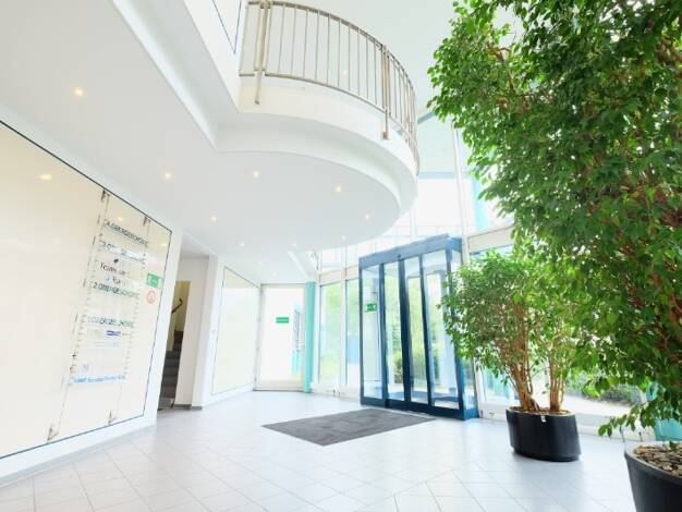 Bürofläche zur Miete provisionsfrei 9,50 € 373 m² Bürofläche teilbar ab 369 m² Trudering-Riem München 81829
