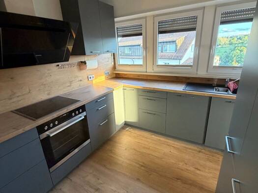 Wohnung zur Miete 1.500 € 5 Zimmer 120 m² Geschoss 1/3 frei ab 01.10.2026 Denkendorf 73770