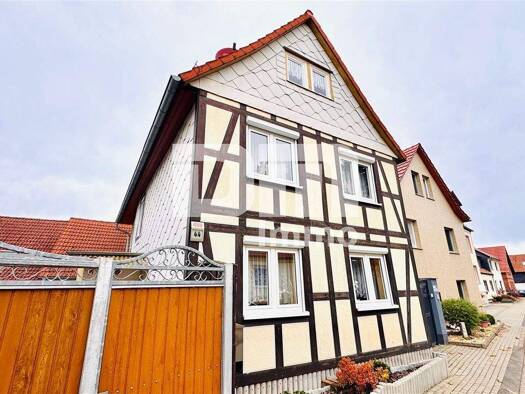 Einfamilienhaus zum Kauf 129.900 € 4 Zimmer 112 m² 323 m² Grundstück frei ab sofort Bernterode Breitenworbis 37339