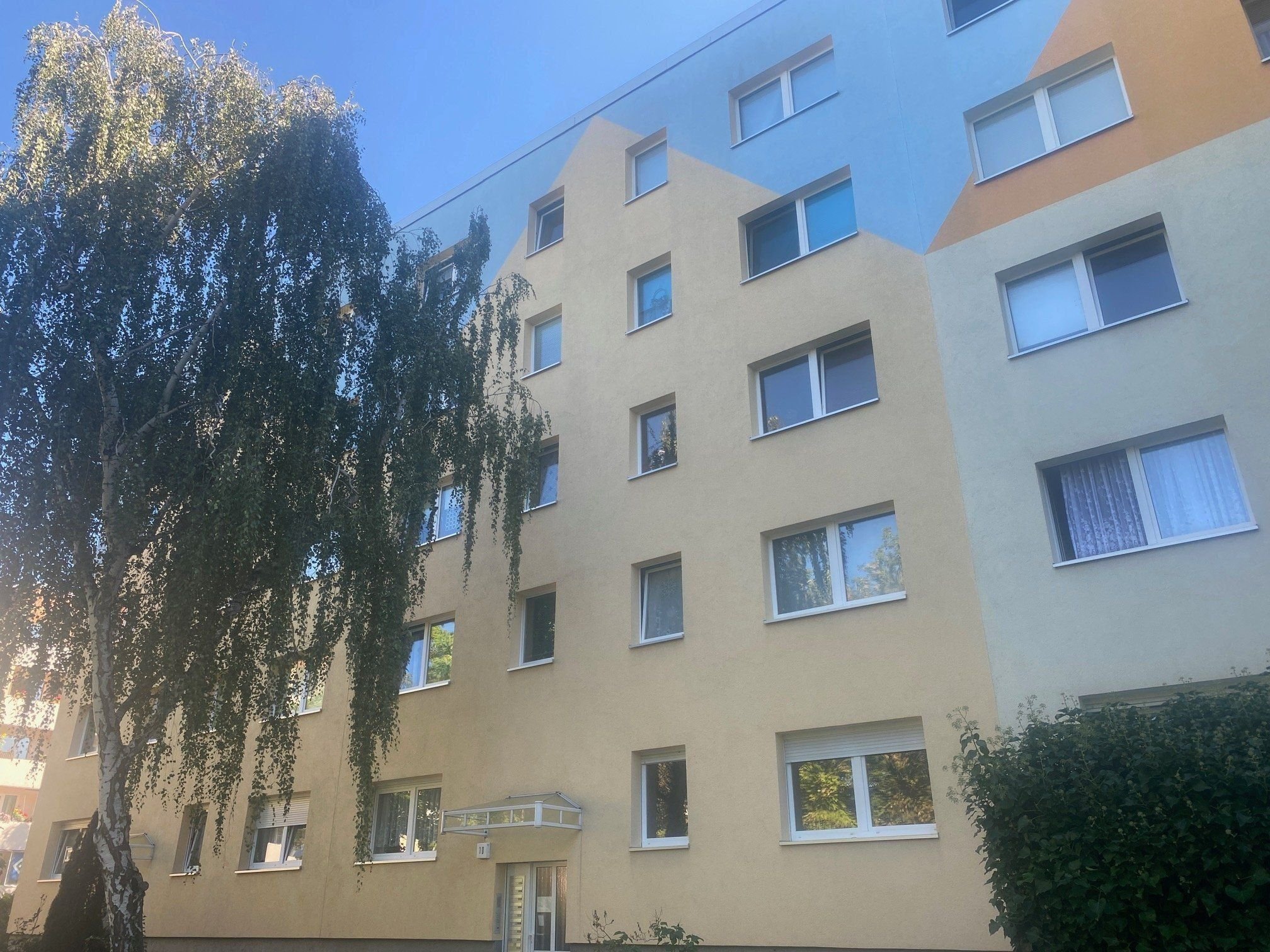 Wohnung zur Miete 365 € 3 Zimmer 57,3 m²<br/>Wohnfläche 4.<br/>Geschoss 01.02.2025<br/>Verfügbarkeit Alfred-Brehm-Weg 12 Nördliche Neustadt Halle (Saale) 06122