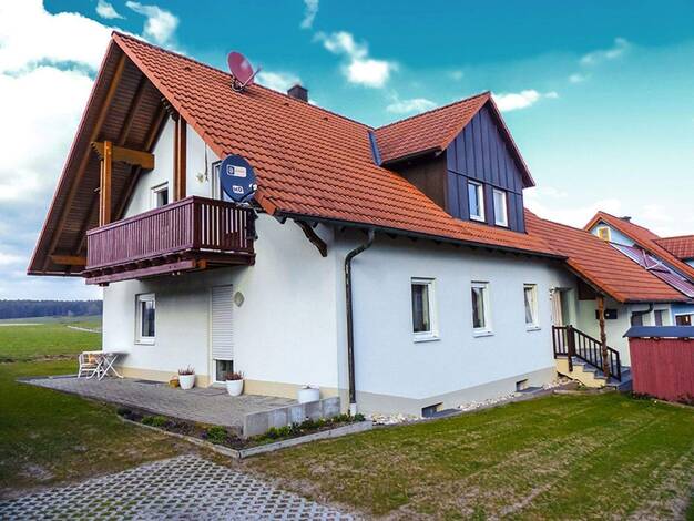 Wohnung zur Miete 600 € 2 Zimmer 72 m² 1. Geschoss frei ab 01.01.2026 Victor-von-Scheffel-Straße 38 Schlüsselfeld 96132