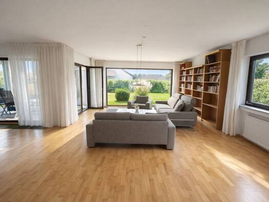 Einfamilienhaus zum Kauf 724.000 € 7 Zimmer 250 m² 787 m² Grundstück Eschollbrücken Pfungstadt 64319